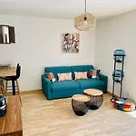 T2 Grand Standing Neuf - Centre Et Plages - 4 Personnes - Parking Prive * Ajaccio (Corsica)