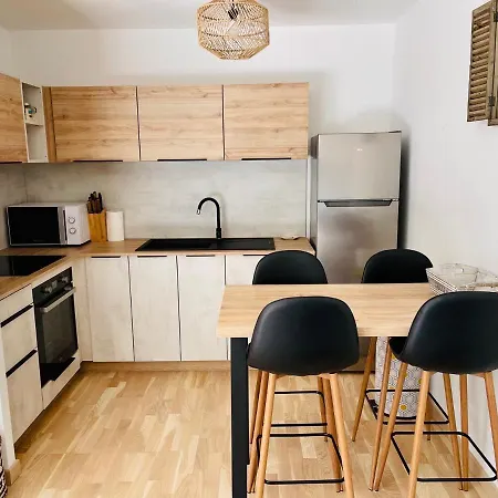 Apartmán T2 Grand Standing Neuf - Centre Et Plages - 4 Personnes - Parking Prive *